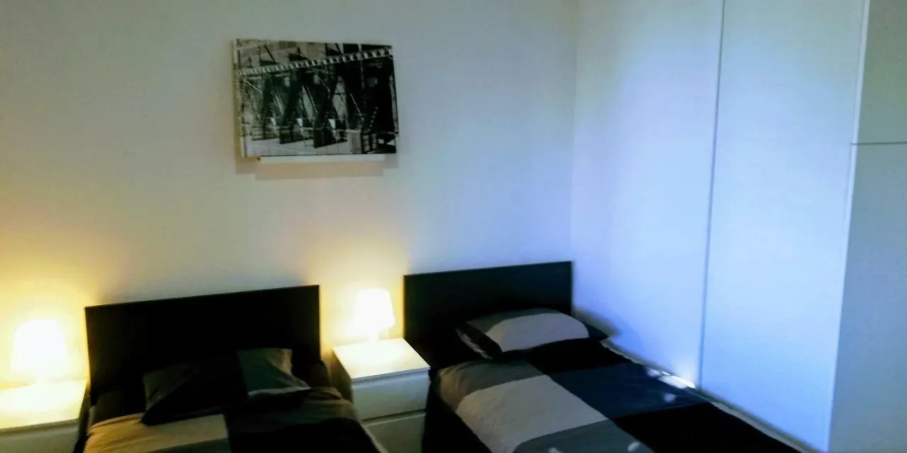 Zpula Center Apartments And Rooms 2*, Pula
