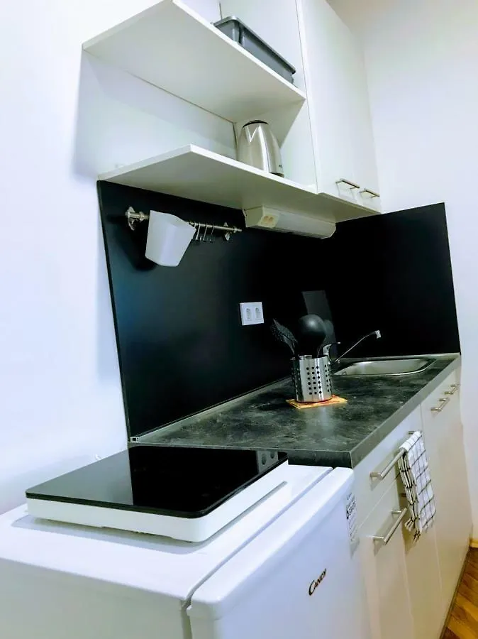 Zpula Center Apartments And Rooms Croatia