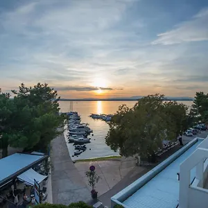 https://bb-galija.primorje-gorskikotar.com