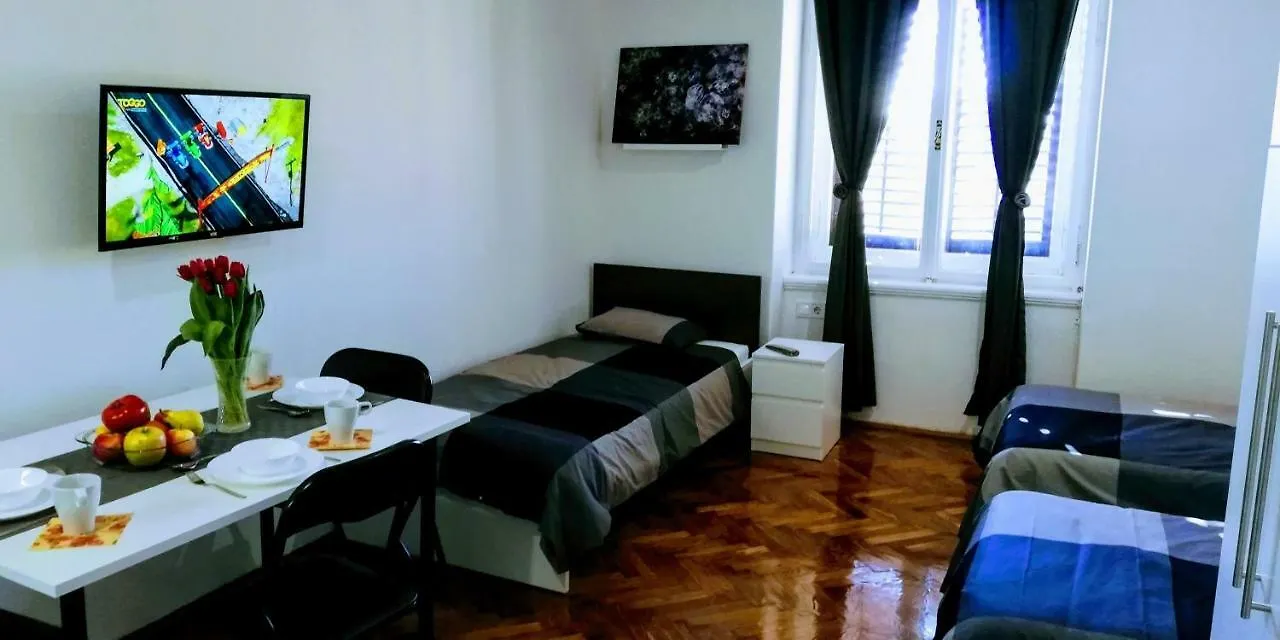 ** 게스트하우스 Zpula Center Apartments And Rooms 크로아티아