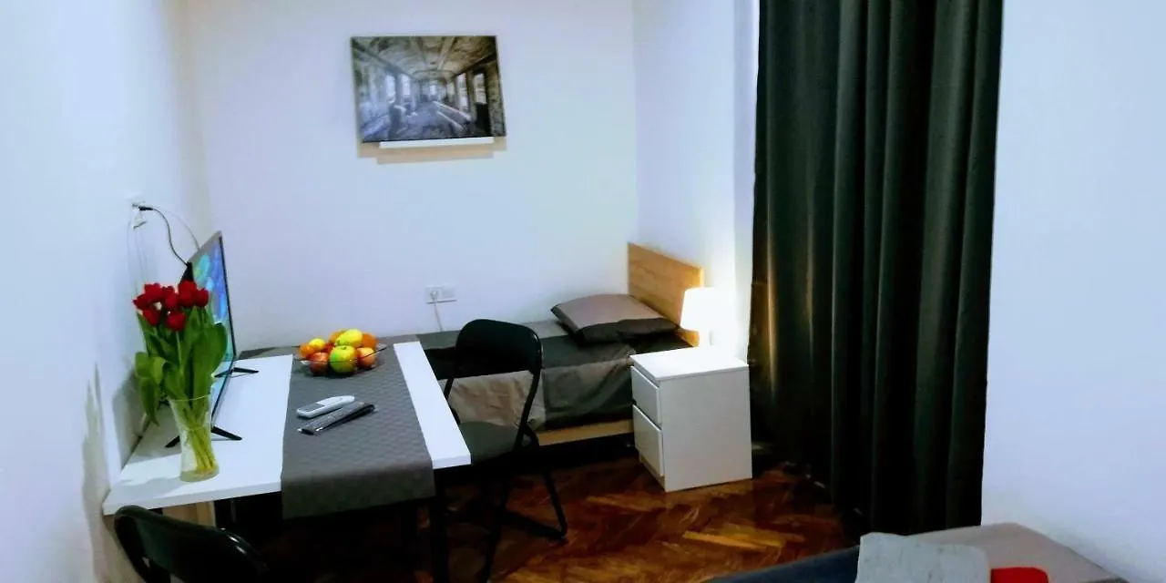 Zpula Center Apartments And Rooms 2*, Pula